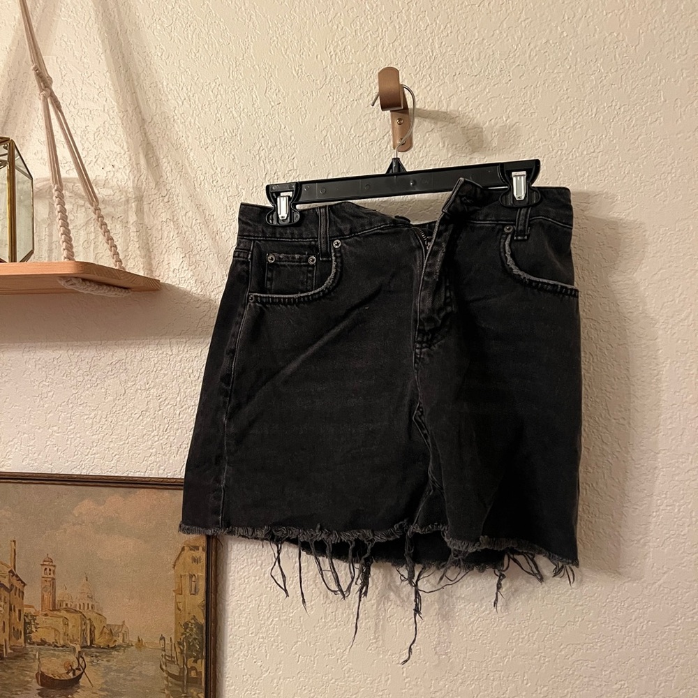 Urban Outfitters BDG Black Denim Frayed Hem Skirt